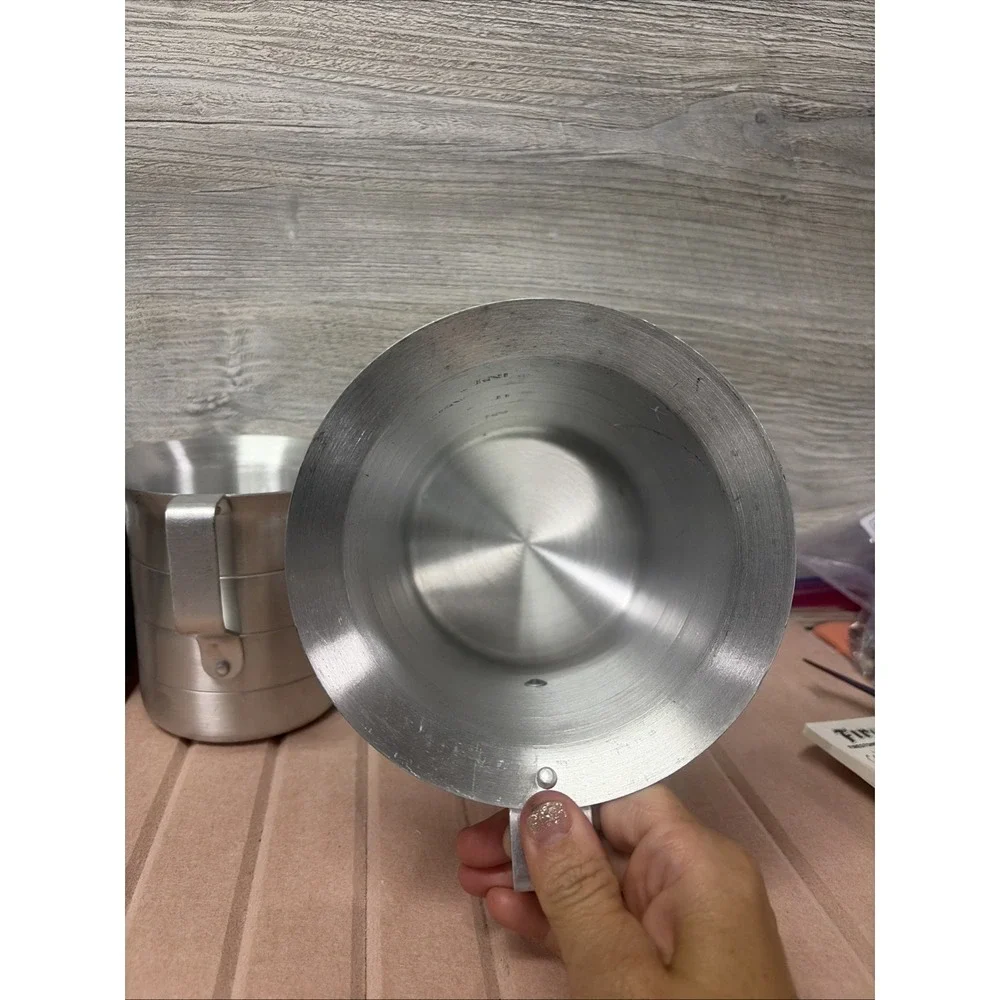 Winco Aluminum Commercial Measuring Cups 2, 1, And 1/2 Quart (C3)